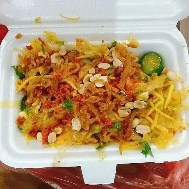 Bánh Tráng Trộn Tré - 35.000 ₫ tại Tré Trộn Giang Hoàng - Nguyễn Thượng Hiền
