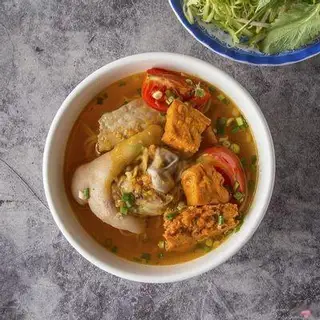 Bún riêu cua thập cẩm - 57.000 ₫ tại Bún Riêu Nguyệt Cát - Lê Lợi