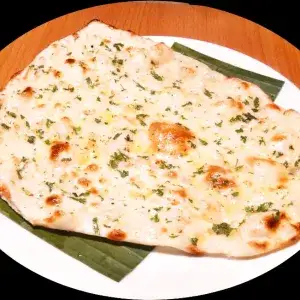 Garlic naan - 35.000 ₫ tại NHÀ HÀNG ẤN ĐỘ - NAMASTE INDIA RESTAURANT - HALAL FOOD - Bùi Viện