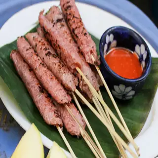 Hình ảnh Nem chua nướng