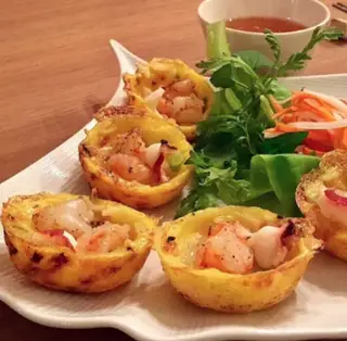 Bánh khọt - 10 cái - 67.000 ₫ tại Bánh Xèo Gia Hân - Hồ Xuân Hương