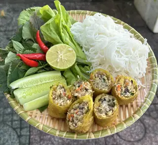 Bún nem Hà Nội - nhân thịt - 63.000 ₫ tại Tiến Hải Quán - Bún Đậu Mắm Tôm Hà Nội - Nguyễn Cư Trinh