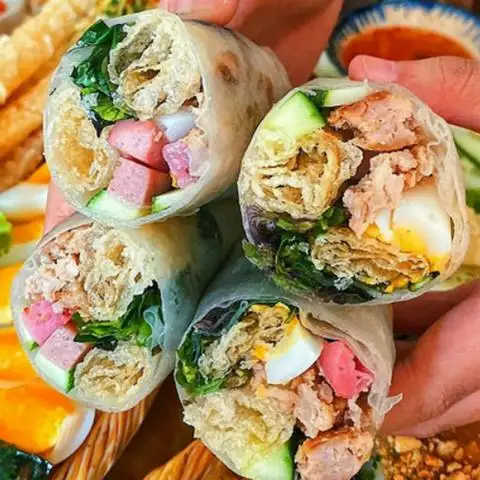 Đặc Sản Quê Nẫu - Bánh Cuốn Bình Định, Nem Nướng & Tré Trộn - Phan Văn Trị - Món truyền thống/Đặc sản gần bạn