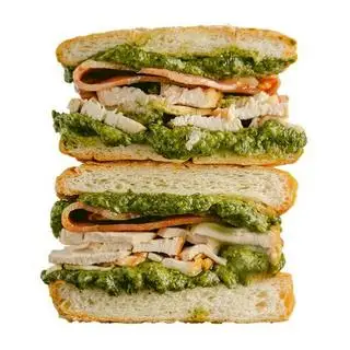 Bacon chicken pesto - 170.000 ₫ tại Nosh Sandwiches - Midtown