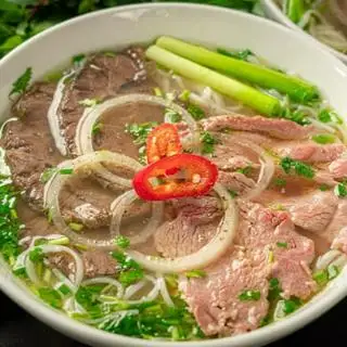 Phở tái nạm - 67.000 ₫ tại Phở Bò Yến - Thống Nhất