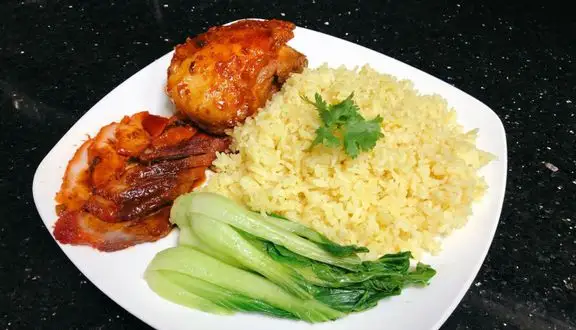 Hình ảnh Cơm gà xá xíu