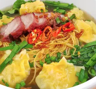 Mì hoành thánh - 62.000 ₫ tại Hủ Tiếu Nam Vang Lý Kai - Đường Số 43