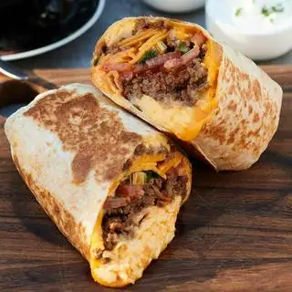 Tacos bò phô mai - 53.000 ₫ tại Tacos & Lạp Xưởng Nướng Đá 76 - Đường 48