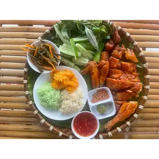 Gà nướng chao - nửa con - 119.000 ₫ tại Con Gà Nướng - Thành Thái