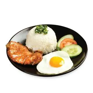 Cơm tấm sườn ốp la - 72.600 ₫ tại Phở 24 - Pasteur