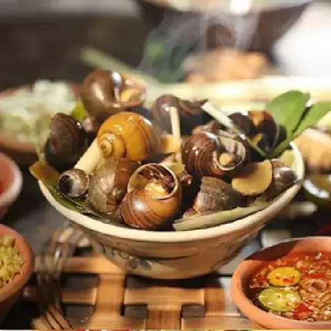 Hình ảnh Hải Sản Tư Thu - Hoàng Quốc Việt