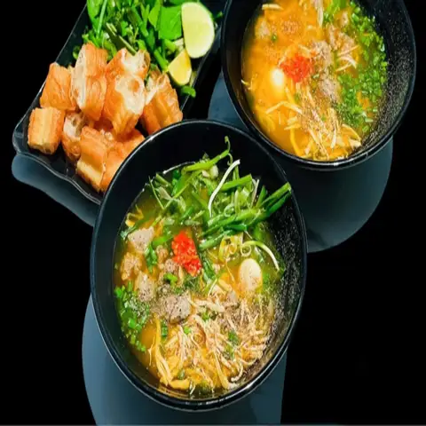 Bánh Canh Hà Lan Buôn Mê - Hùng Vương - Bún/Phở/Mỳ/Cháo gần bạn