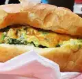 Hình ảnh Bánh Mì Pate Trứng