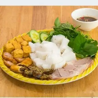 Bún đậu thịt chả ốc- nem chua - 55.000 ₫ tại Bún Đậu Mẹt A Hùng - Dương Quảng Hàm