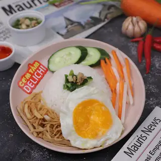 Hình ảnh Cơm tấm bì ốp la
