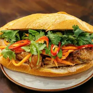 Hình ảnh Bánh mì chả cá