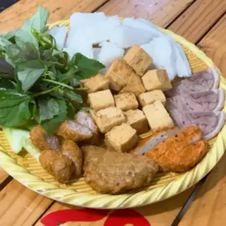Bún đậu thập cẩm nhỏ - 65.000 ₫ tại Bún Đậu Mắm Tôm Chí Phèo - Nguyễn Văn Bảo