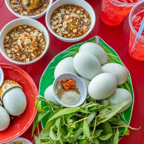 Quán Ăn Cô Huệ - Ốc, Hột Vịt Lộn & Ăn Vặt - Nguyễn Oanh - Ăn vặt gần bạn