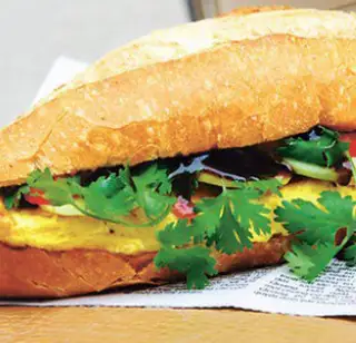 Hình ảnh BÁNH MỲ PATE 2 TRỨNG