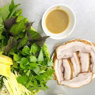 Hình ảnh Mai Phạm - Bánh Tráng Cuốn Thịt Heo - Nguyễn Ngọc Nại