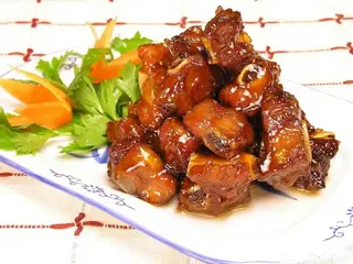 Cơm sườn non kho - 55.000 ₫ tại Thanh Mai - Cơm Tấm & Cơm Văn Phòng - Phan Huy Ích