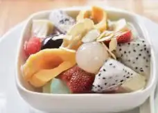Chè khúc bạch trái cây - 45.000 ₫ tại Chè - Na & Ổi - Tân Quý