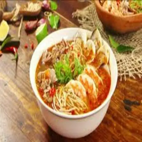 RAZ THÁI - Bún Thái, Mì Cay & Mì Trộn - Dương Quảng Hàm - Bún/Phở/Mỳ/Cháo gần bạn
