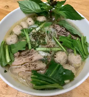 Phở nạm bò viên - 64.000 ₫ tại Phở Hà Nội - Thăng Long