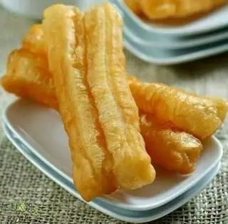 Bánh quẩy - 6.000 ₫ tại Cháo Suờn Cô Giang - Đinh Tiên Hoàng