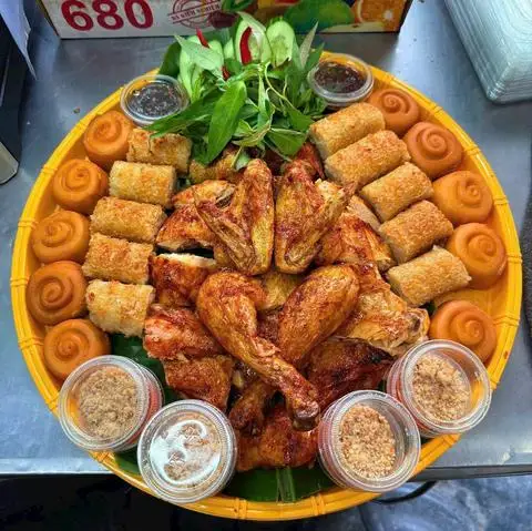 Hình ảnh Gà Quay Phương Nam - Lê Văn Khương