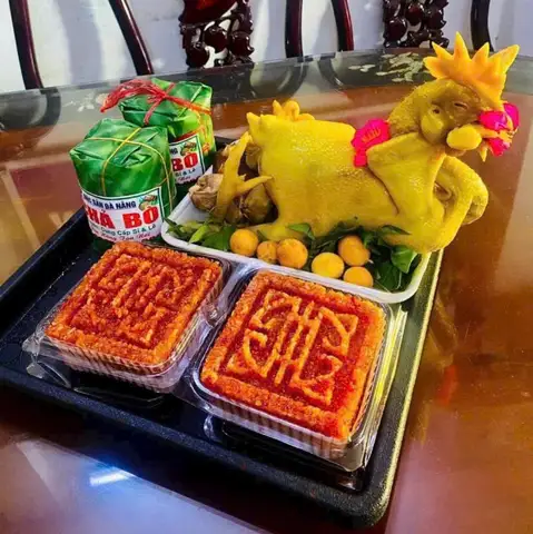 Hình ảnh Cơm Gà Ta, Gà Cúng & Bún Bò Thủy Trinh - Đào Trinh Nhất