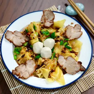 Hình ảnh Sủi cảo sốt - phần đặc biệt