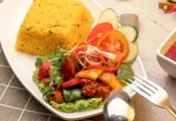 Hình ảnh Cơm Chiên Bò Lúc Lắc