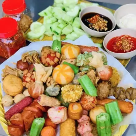 Tiệm Nhà Hằng - Ăn Vặt, Mì Trộn & Cá Viên Chiên - Nguyễn Văn Quỳ - Ăn vặt gần bạn