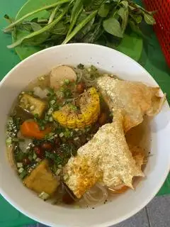 Hủ tiếu nam vang chay - 45.000 ₫ tại Cơm Chay Liên Hoa - Đoàn Văn Bơ