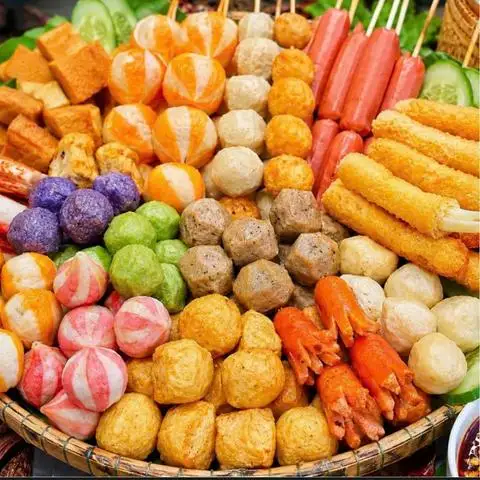 Hình ảnh AKA MĂM MĂM Trái Cây Ăn Vặt - Chân Gà Sốt Thái & Cá Viên Chiên - Hương Lộ 11