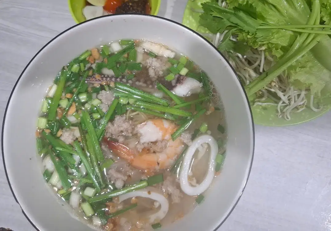 Hủ tiếu tôm mực - 64.000 ₫ tại Hủ Tiếu Nam Vang - Ngọc Như Ý - Hoàng Hữu Nam