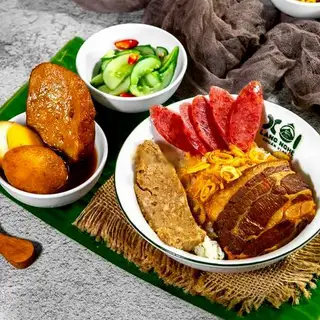 Combo xỉu up xỉu down - 89.000 ₫ tại Xôi Làng Nghề - Xôi Xéo & Chè Hà Nội - Nguyễn Công Trứ