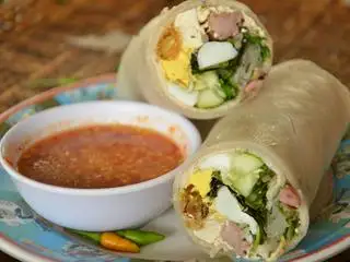 Hình ảnh Bánh cuốn Tây Sơn