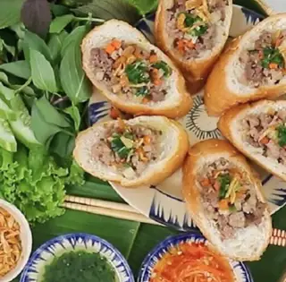 Bánh mì hấp - 54.000 ₫ tại Bánh Xèo Gia Hân - Hồ Xuân Hương