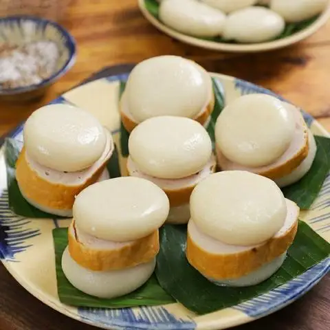 Bánh Dày Giò Chả - Trần Hữu Trang - Món truyền thống/Đặc sản gần bạn
