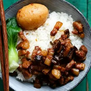 Hình ảnh Cơm thịt kho