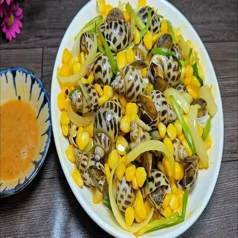 Ốc Kiên Giang - Ốc Hương Sốt Trứng Muối, Bào Ngư & lẩu Gà Tiềm Ớt Hiểm - Hoàng Sa - Ốc/Cá/Hải sản gần bạn