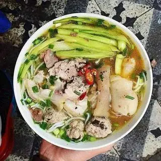 Hình ảnh Bún mọc dọc mùng