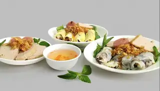 Bánh cuốn trứng đặc biệt - 45.000 ₫ tại Bánh Cuốn Quang Nhật - Đường Số 27