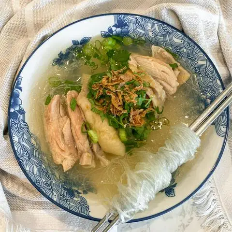 Miến Phở Gà 43 Mạc Đĩnh Chi - Bà Huyện Thanh Quan - Bún/Phở/Mỳ/Cháo gần bạn