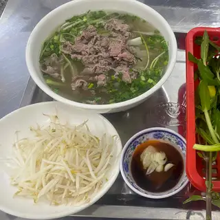 Phở tái - 45.000 ₫ tại Phở Bò - Bún Chả Hà Nội - Cao Lỗ
