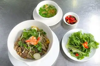 Hủ tiếu thập cẩm - 52.000 ₫ tại Hủ Tiếu Mì 1975 - Phạm Thế Hiển