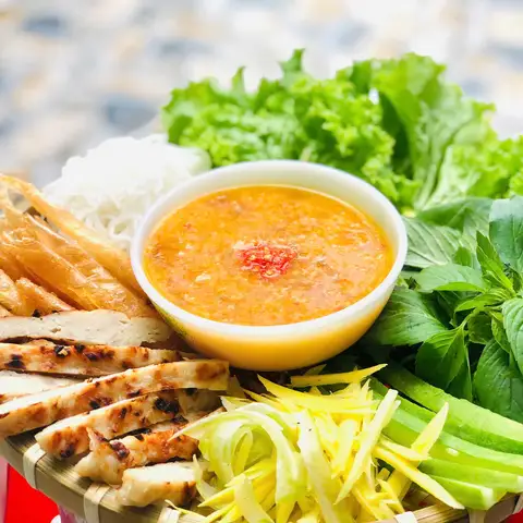 Hình ảnh NEM NƯỚNG NHA TRANG - TANAFOOD - Phạm Thế Hiển