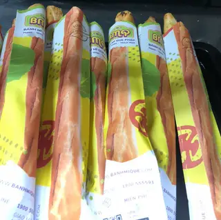Bánh mì que Pháp - 13.000 ₫ tại Rau Má Mix & Bánh Mì Que Pháp - Bạch Đằng